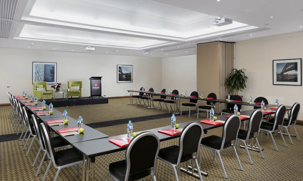 Rydges North Sydney Hotel Exterior photo